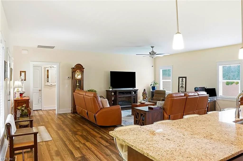 12327 Halifax RD, DINWIDDIE VA 23841 thumb 12