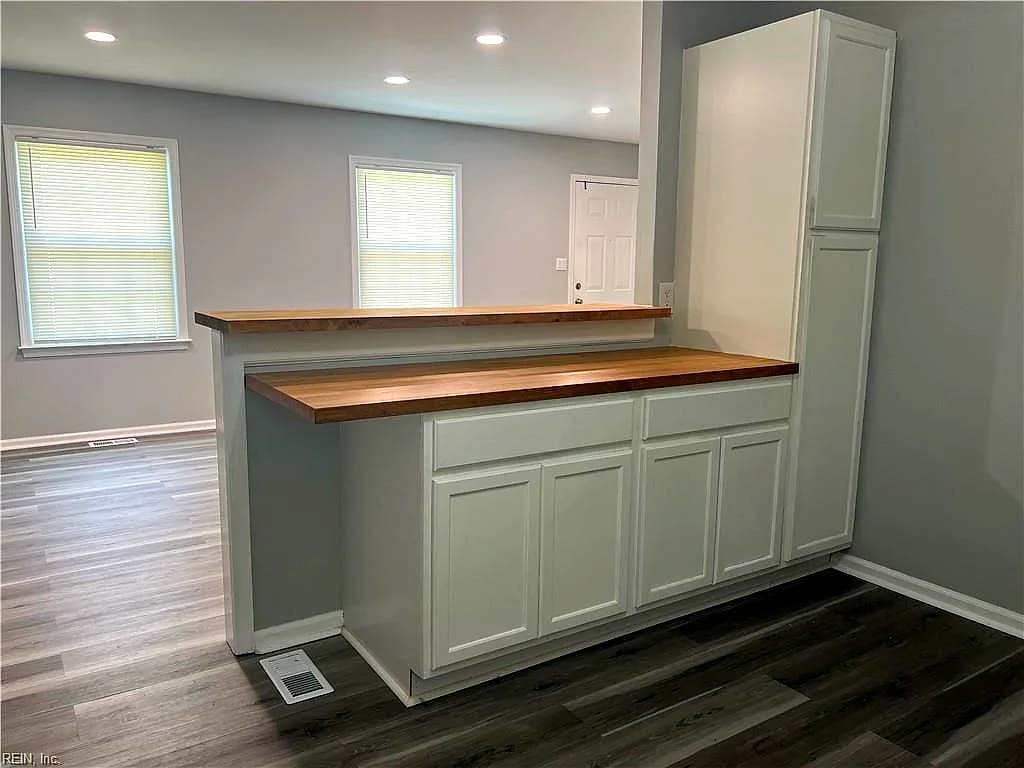 191 Lori CIR, NEWPORT NEWS VA 23602 thumb 12