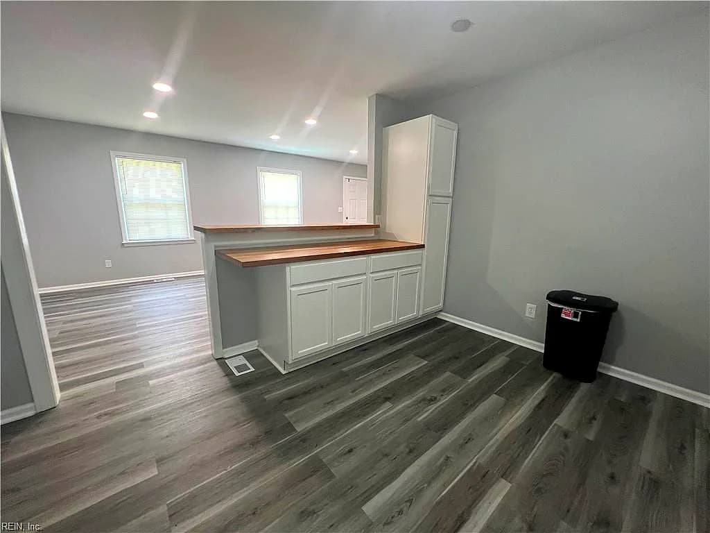 191 Lori CIR, NEWPORT NEWS VA 23602 thumb 8