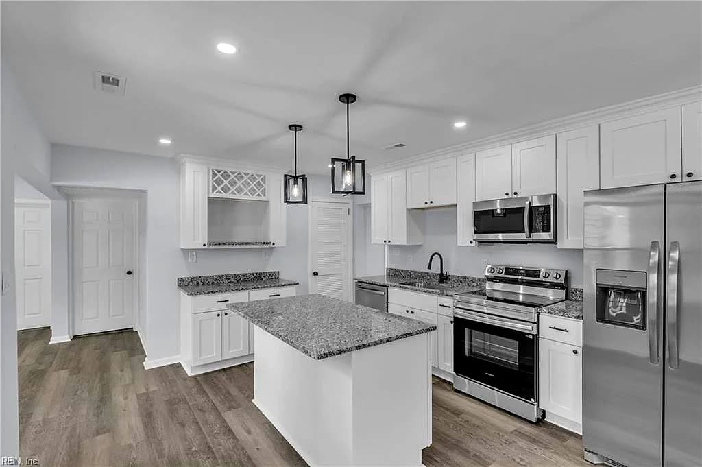 4201 Neptune AVE, CHESAPEAKE VA 23325 thumb 8