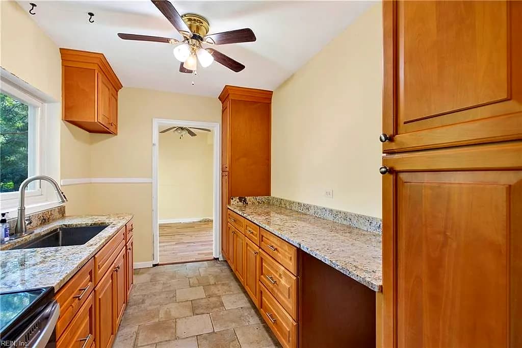 36 Brandon RD, NEWPORT NEWS VA 23601 thumb 10