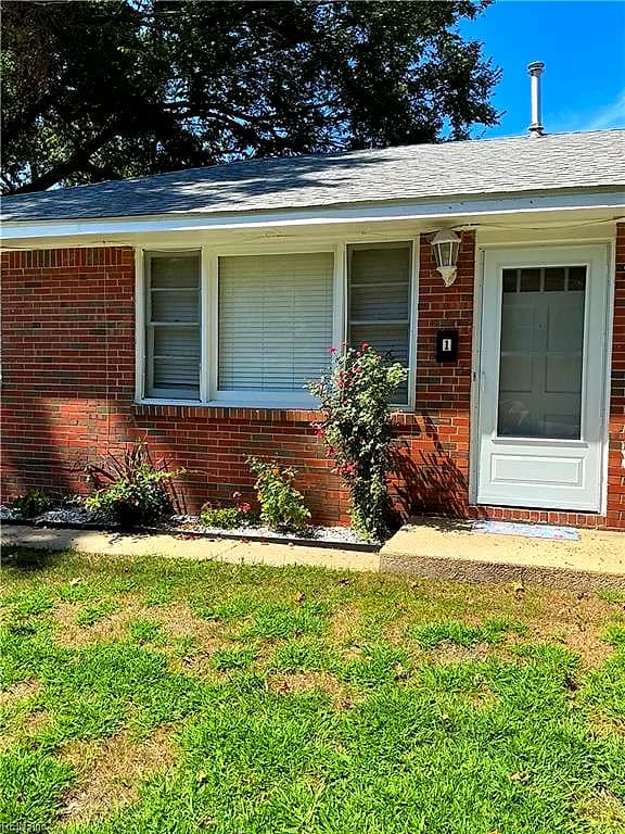 175 Orange AVE #1, NORFOLK VA 23503 - Photo 3