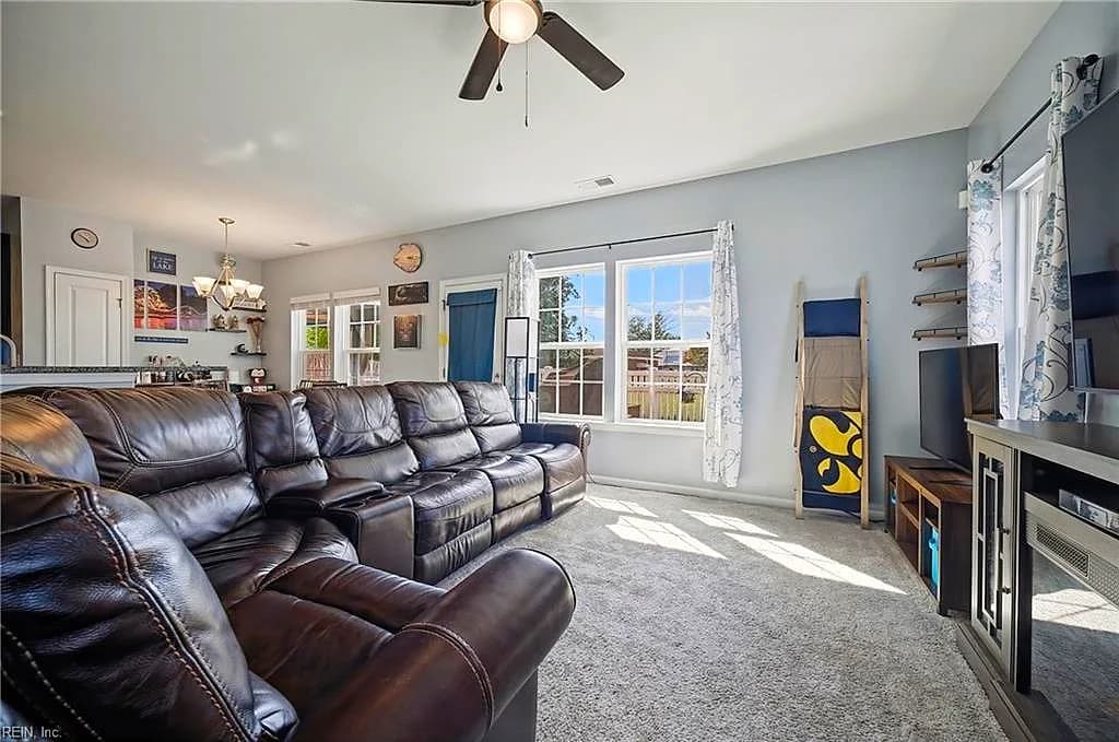 717 Hezekiah Little DR, VIRGINIA BEACH VA 23462 thumb 6