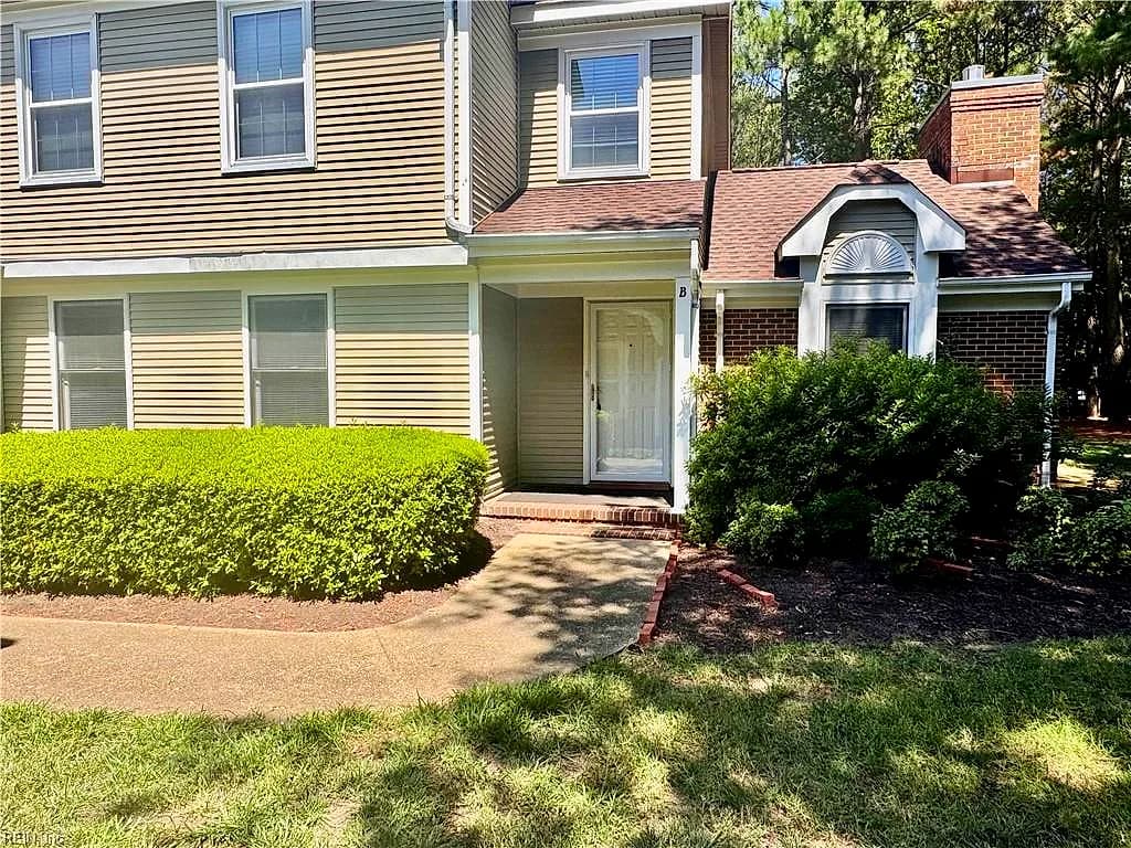 901 Bridge Crossing DR #B, YORKTOWN VA 23692 - Photo 3