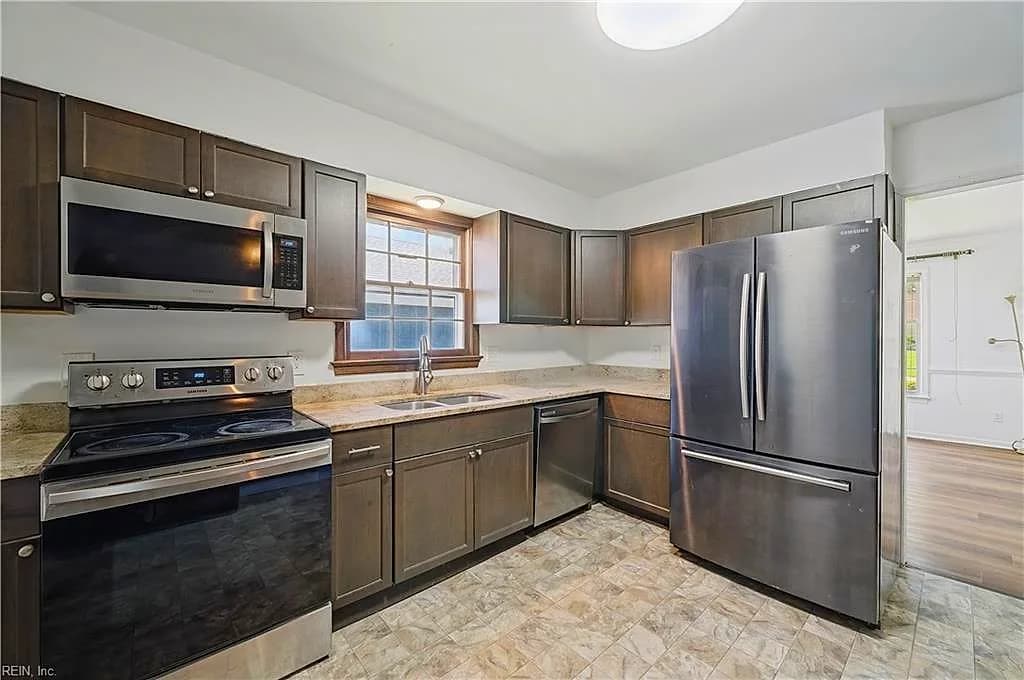 719 Mac Neil DR, NEWPORT NEWS VA 23602 thumb 11