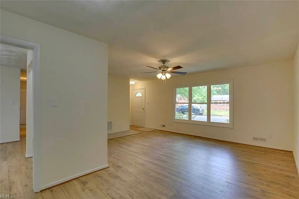 150 Henry Clay RD, NEWPORT NEWS VA 23601 thumb 11