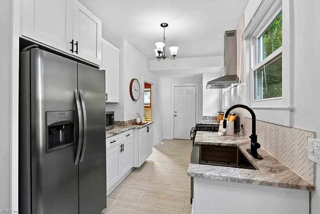 1103 Blair AVE, HAMPTON VA 23661 - Photo 2