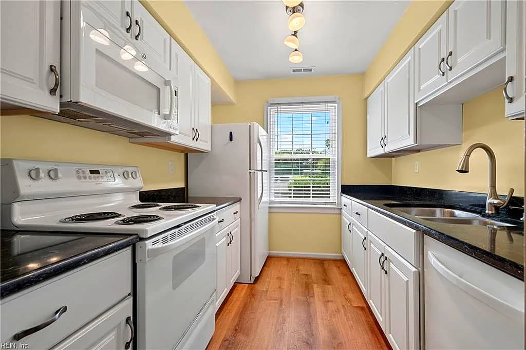 1001 Saint Andrews WAY #A, CHESAPEAKE VA 23320 thumb 9