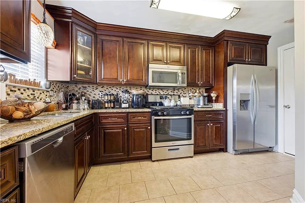 20 Centre Port CIR, PORTSMOUTH VA 23703 - Photo 5