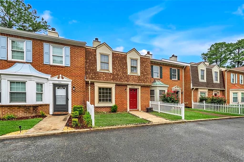 1204 Cedar Mill SQ, CHESAPEAKE VA 23320 - Photo 3