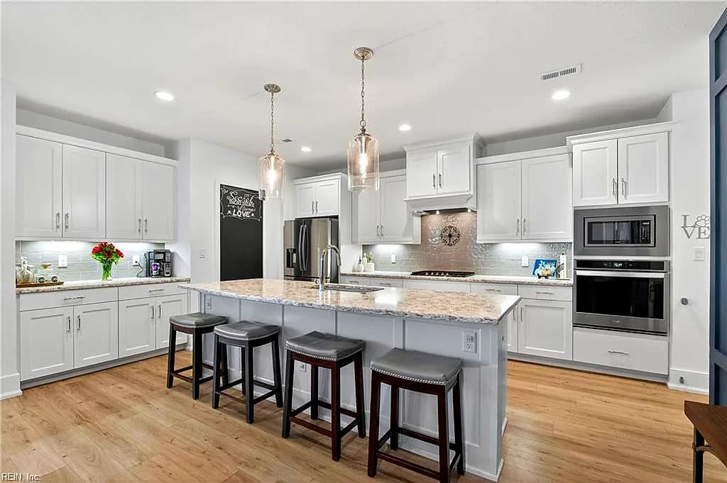 110 Creek LN, SUFFOLK VA 23435 - Photo 5