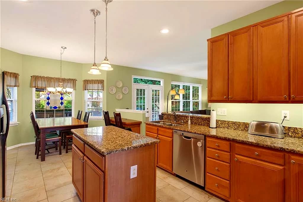 2113 Bierce DR, VIRGINIA BEACH VA 23454 thumb 6