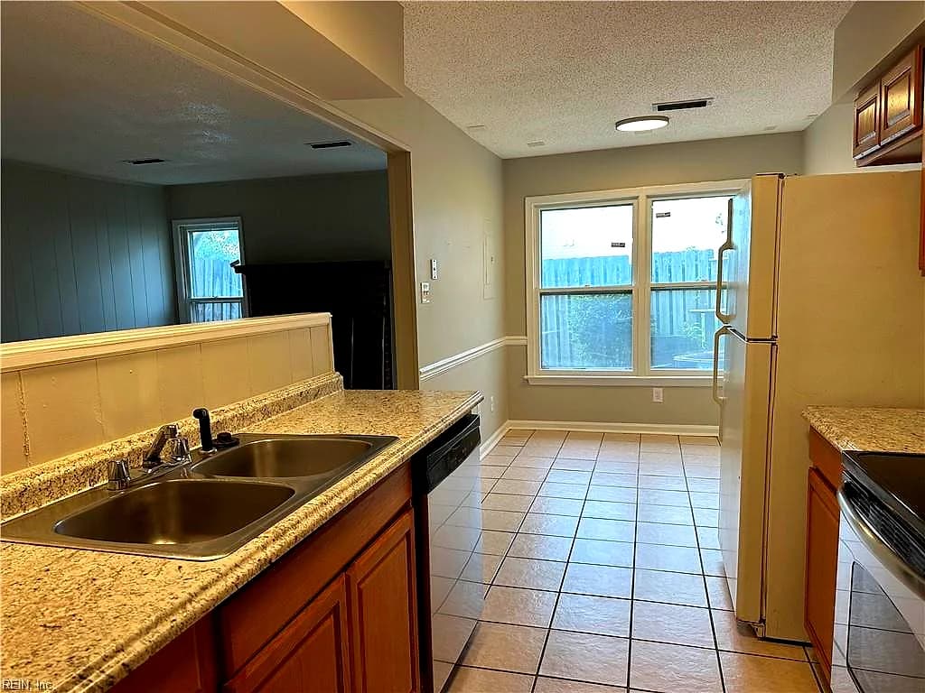 4054 Thomas Jefferson DR, VIRGINIA BEACH VA 23452 thumb 7