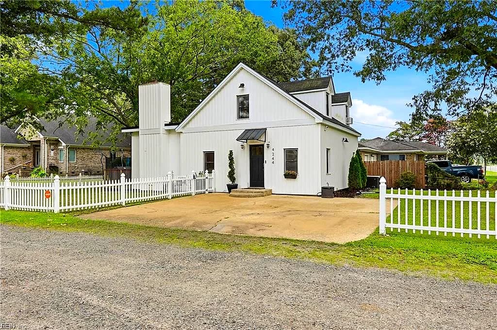 4244 Driver LN, SUFFOLK VA 23435 - Photo 2