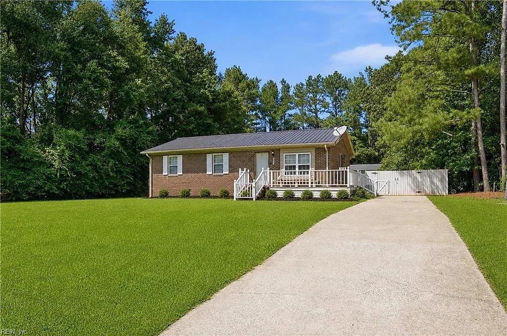 252 Vaughan Town RD, MURFREESBORO NC 27855 - Photo 3
