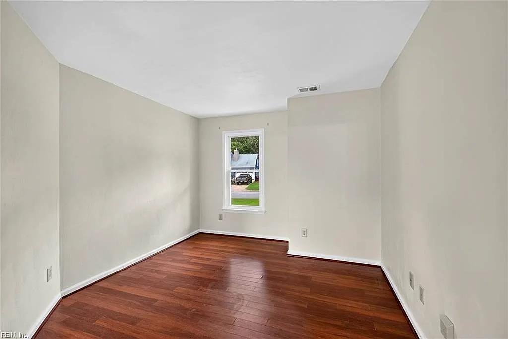 813 Stardale DR, CHESAPEAKE VA 23322 thumb 10