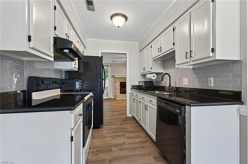 406 Middle Oaks DR, CHESAPEAKE VA 23322 thumb 12