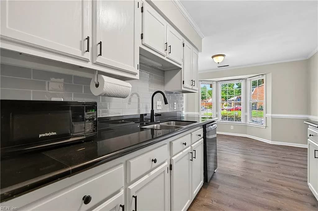 406 Middle Oaks DR, CHESAPEAKE VA 23322 thumb 10