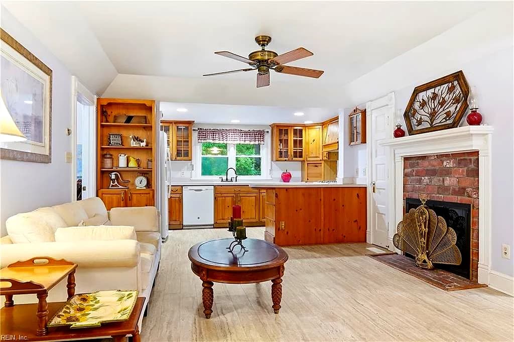 34079 Seaside RD, PAINTER VA 23420 thumb 10