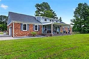 1908 Benefit RD, CHESAPEAKE VA 23322 - Photo 3