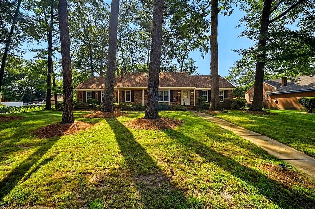 500 Edwin DR, VIRGINIA BEACH VA 23462 - Photo 4
