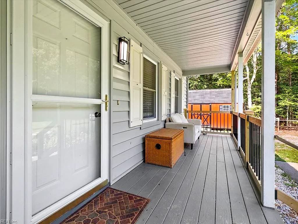 136 Hideaway LN, AYLETT VA 23009 - Photo 4