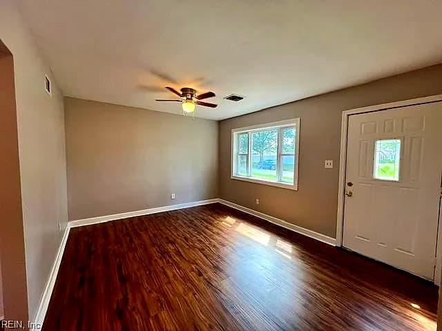 528 Minute Men RD, VIRGINIA BEACH VA 23462 - Photo 3