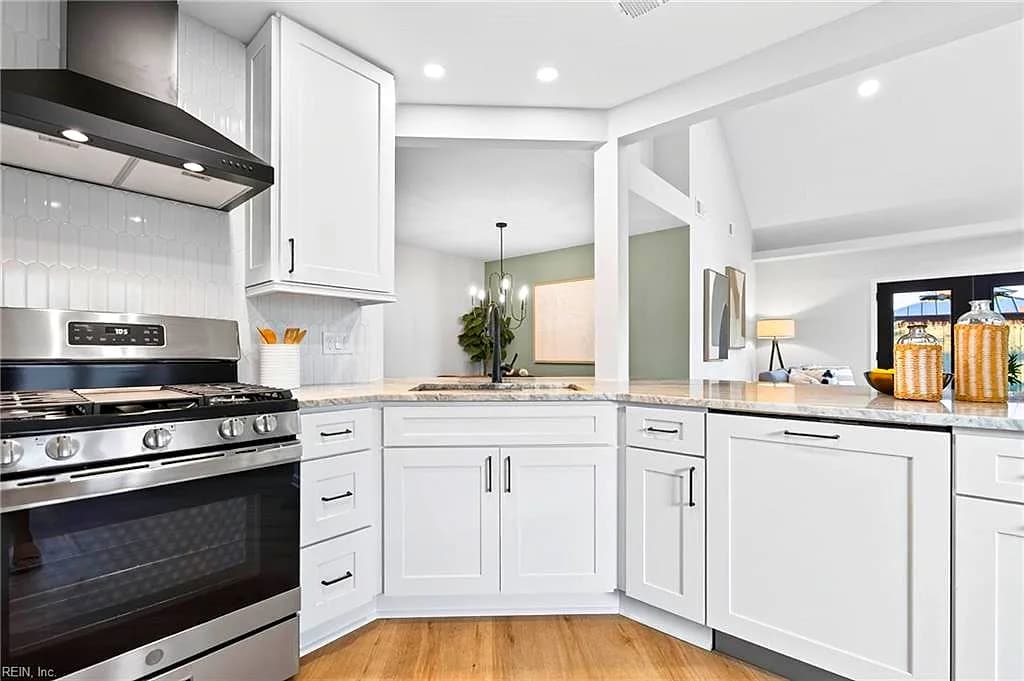 3328 Fayette DR, VIRGINIA BEACH VA 23456 thumb 6