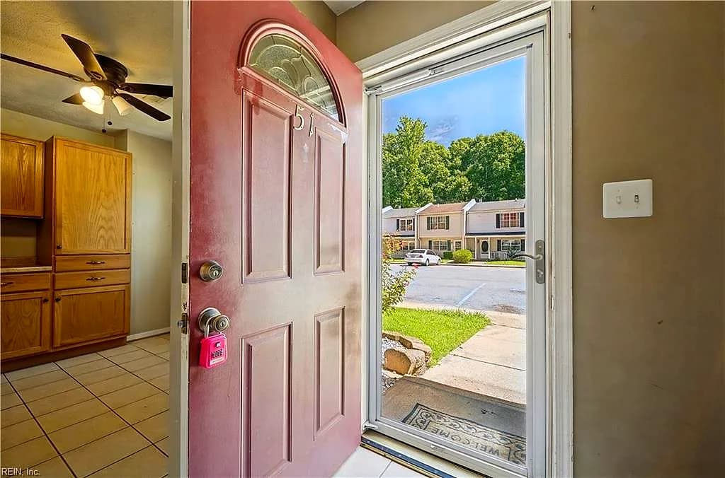 51 Otsego DR, NEWPORT NEWS VA 23602 - Photo 3