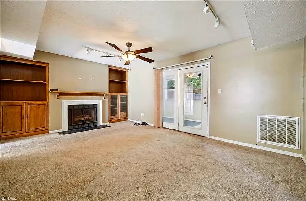 51 Otsego DR, NEWPORT NEWS VA 23602 - Photo 5