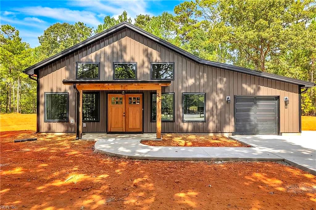 4+AC Wakefield RD, COURTLAND VA 23837 - Main photo