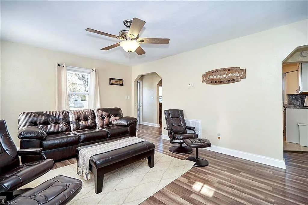 2210 Silbert RD, NORFOLK VA 23509 - Photo 5