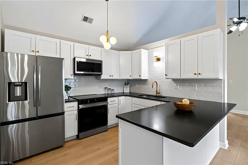 329 Stonehenge DR, SUFFOLK VA 23434 thumb 12