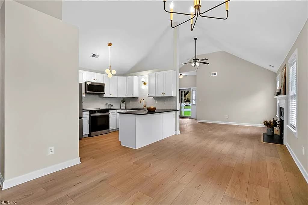 329 Stonehenge DR, SUFFOLK VA 23434 thumb 8