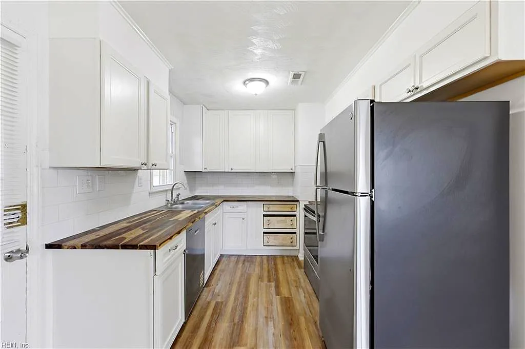124 Allard RD, PORTSMOUTH VA 23701 thumb 6