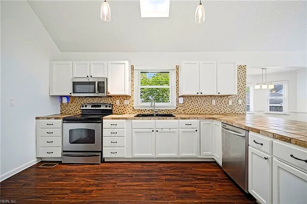 525 Queenswood TER, CHESAPEAKE VA 23322 thumb 9