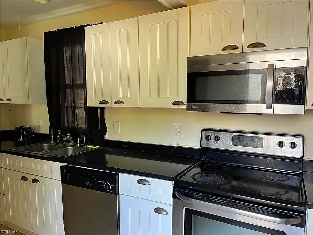 1620 Roanoke AVE, NEWPORT NEWS VA 23607 thumb 7