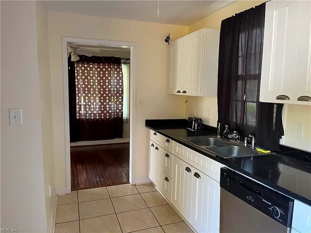 1620 Roanoke AVE, NEWPORT NEWS VA 23607 thumb 8