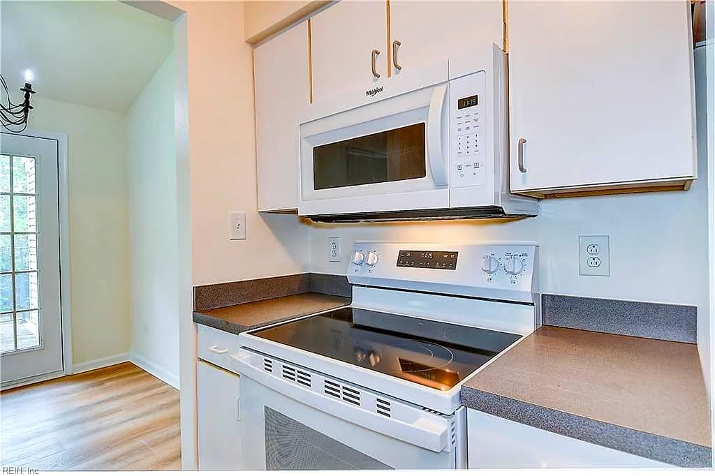 2393 London Pointe DR, VIRGINIA BEACH VA 23454 thumb 12