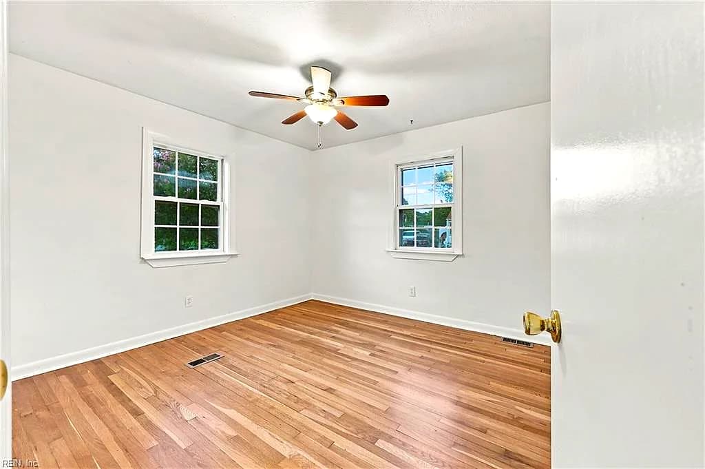3513 Waycross RD, NORFOLK VA 23513 thumb 11