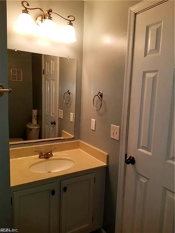 3434 Clover RD, CHESAPEAKE VA 23321 thumb 11