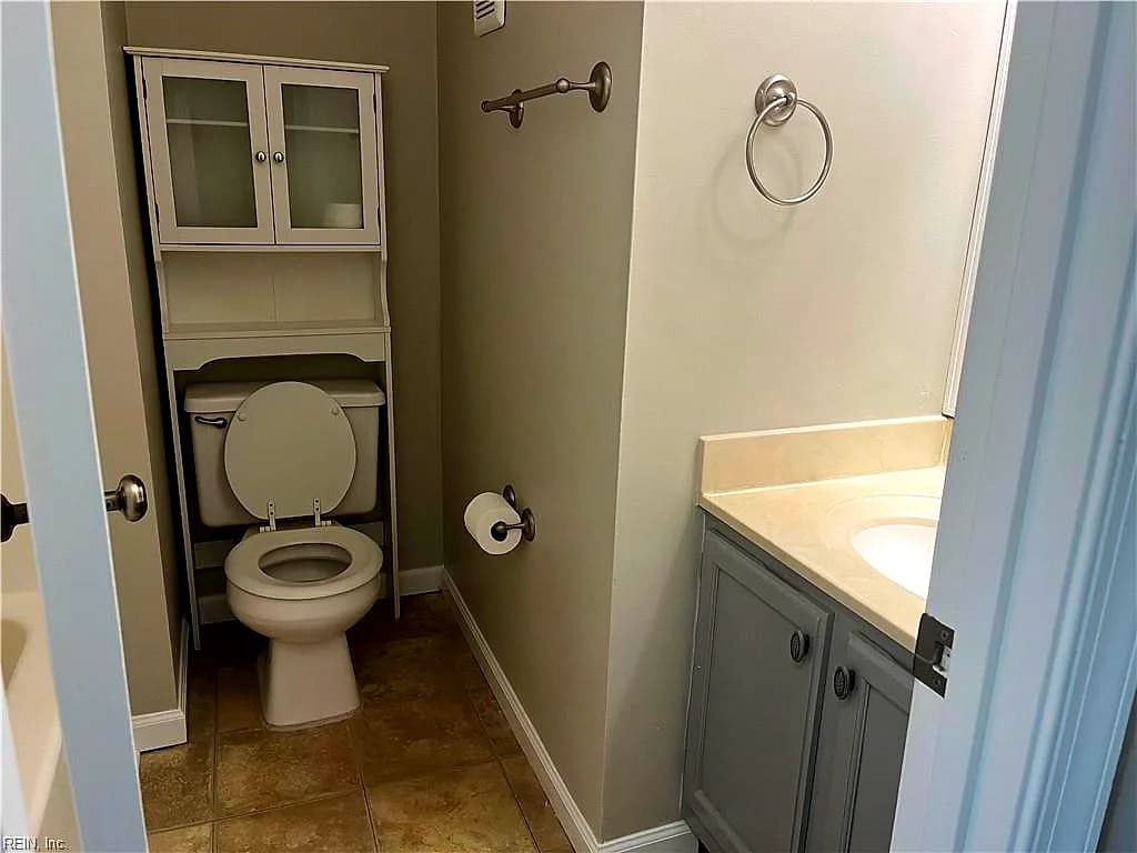 3434 Clover RD, CHESAPEAKE VA 23321 thumb 9