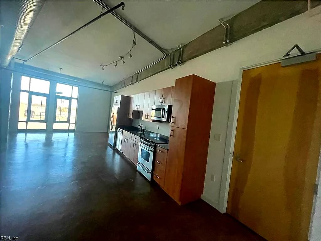 415 St. Pauls BLVD #409, NORFOLK VA 23510 thumb 6