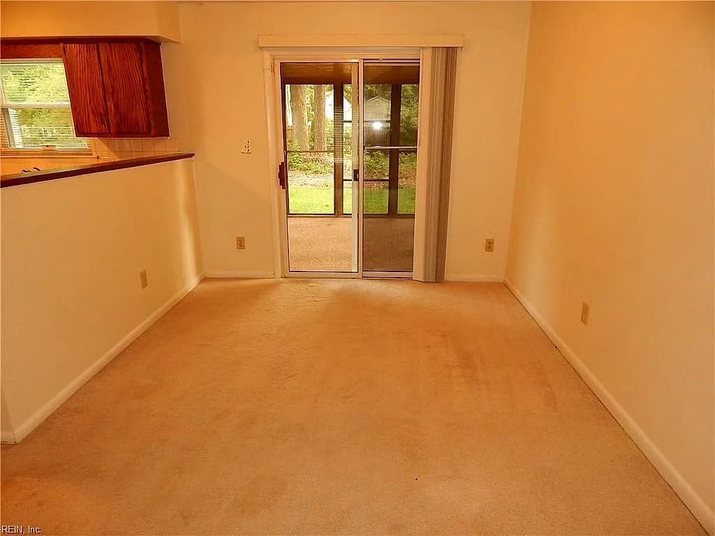 115 Don Juan CIR, YORKTOWN VA 23693 - Photo 5