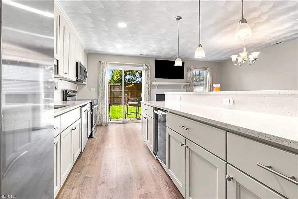 300 Harrier ST, VIRGINIA BEACH VA 23462 - Photo 2