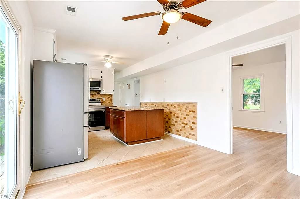 33 Edgemont DR, HAMPTON VA 23666 thumb 11