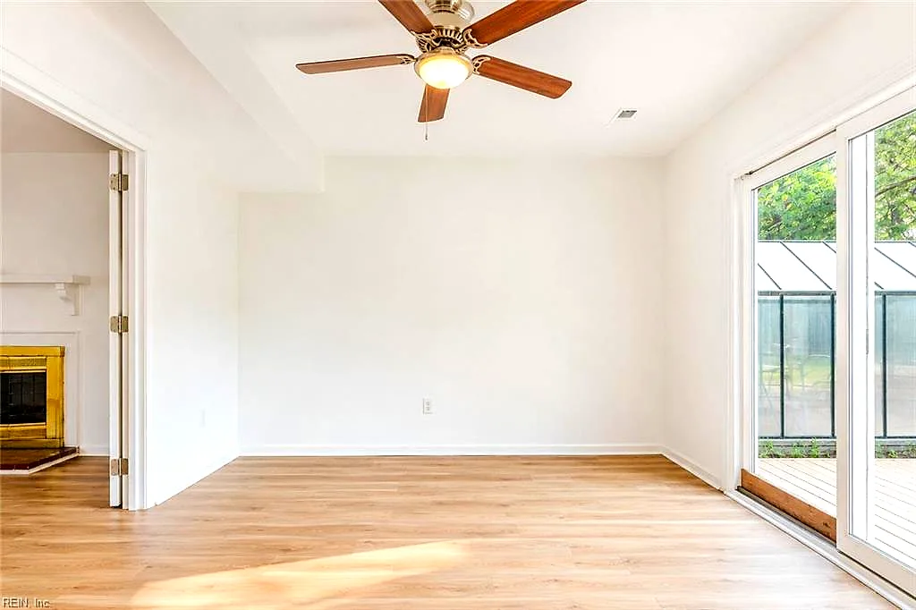 33 Edgemont DR, HAMPTON VA 23666 thumb 9
