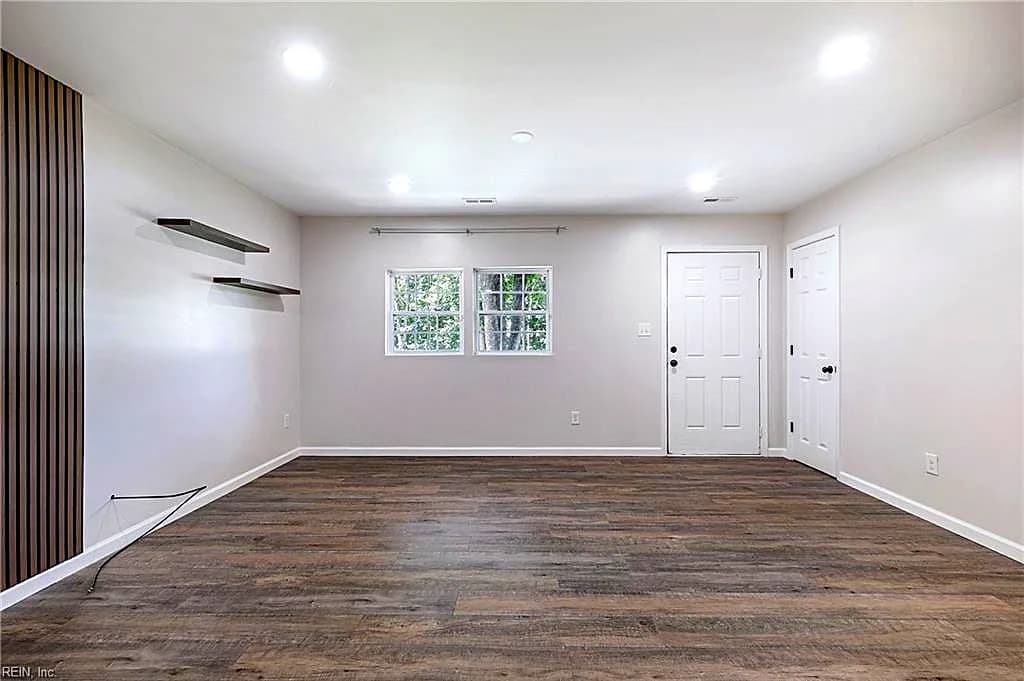 210 Walker DR, WILLIAMSBURG VA 23188 thumb 7