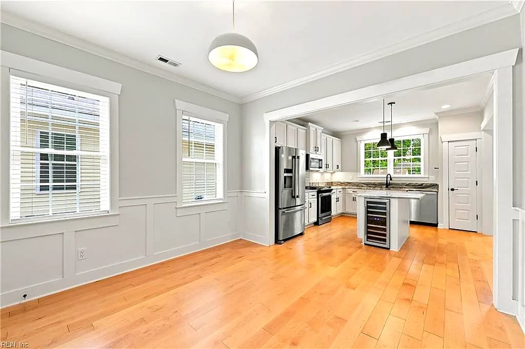 1024 W 36th ST, NORFOLK VA 23508 thumb 9