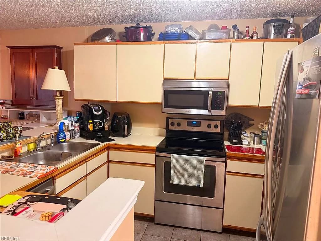 4185 Laurel Green CIR, VIRGINIA BEACH VA 23456 - Photo 5